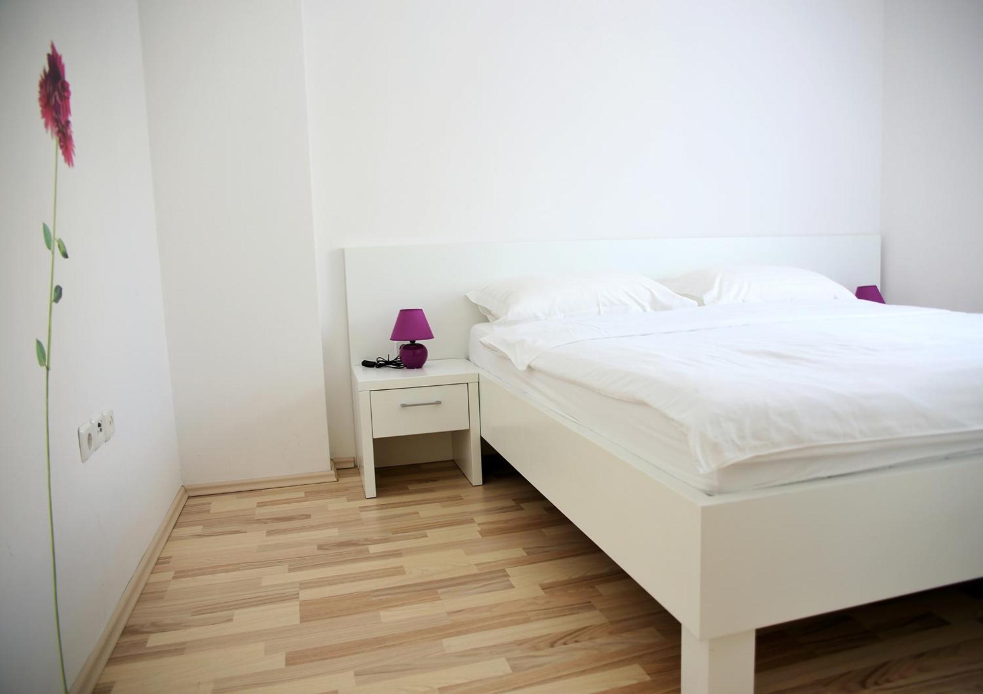 Apartments Barbati โนวาลยา ภายนอก รูปภาพ