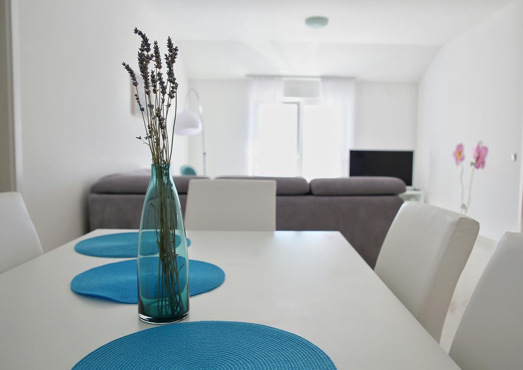 Apartments Barbati โนวาลยา ภายนอก รูปภาพ